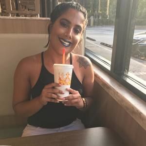 Meet your Posher, Melanny